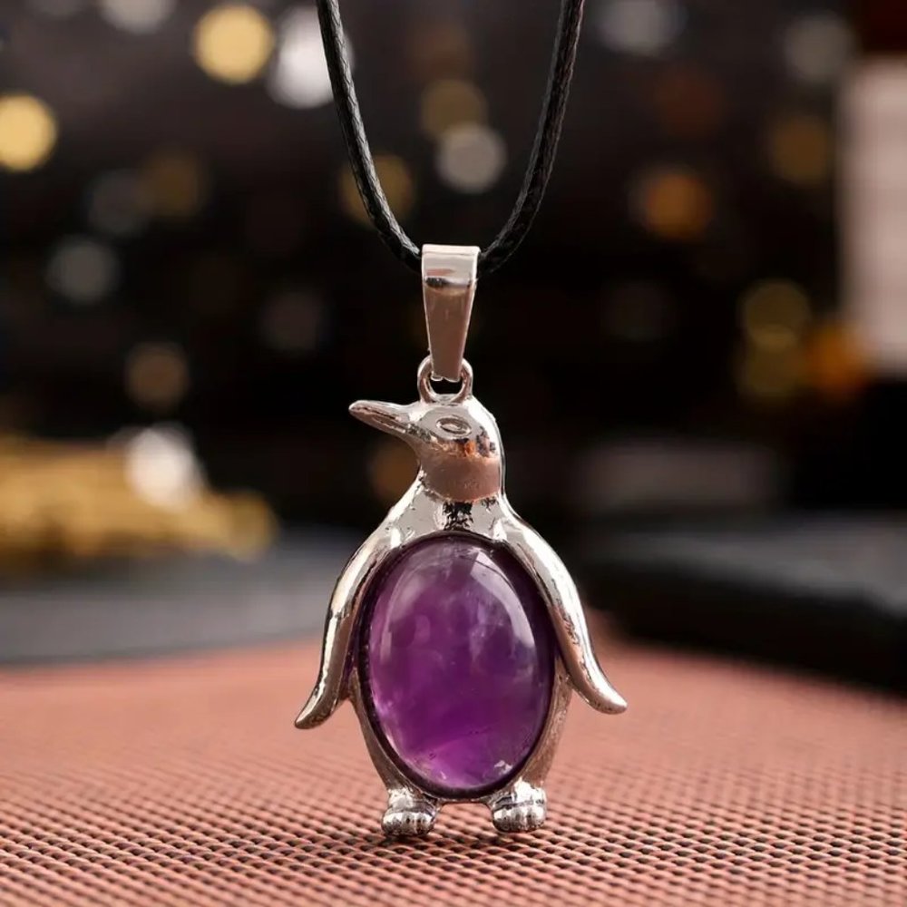 Amethyst Natural Stone Penguin Shaped Pendant Necklace Healing Gemstone Pendant - Picture 2 of 2